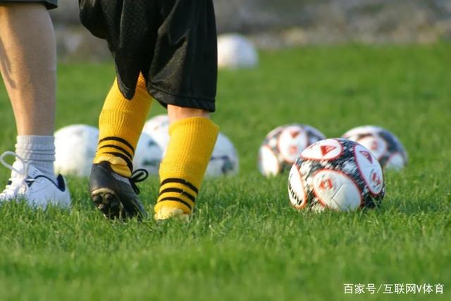稀缺的郑钦文 中国体育国际化偶像有几个